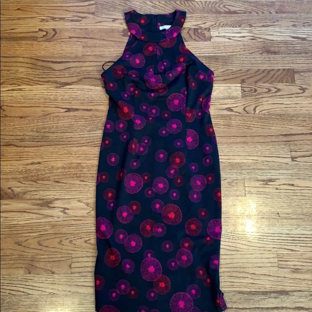 NWOT Trina Turk starburst sheath dress
